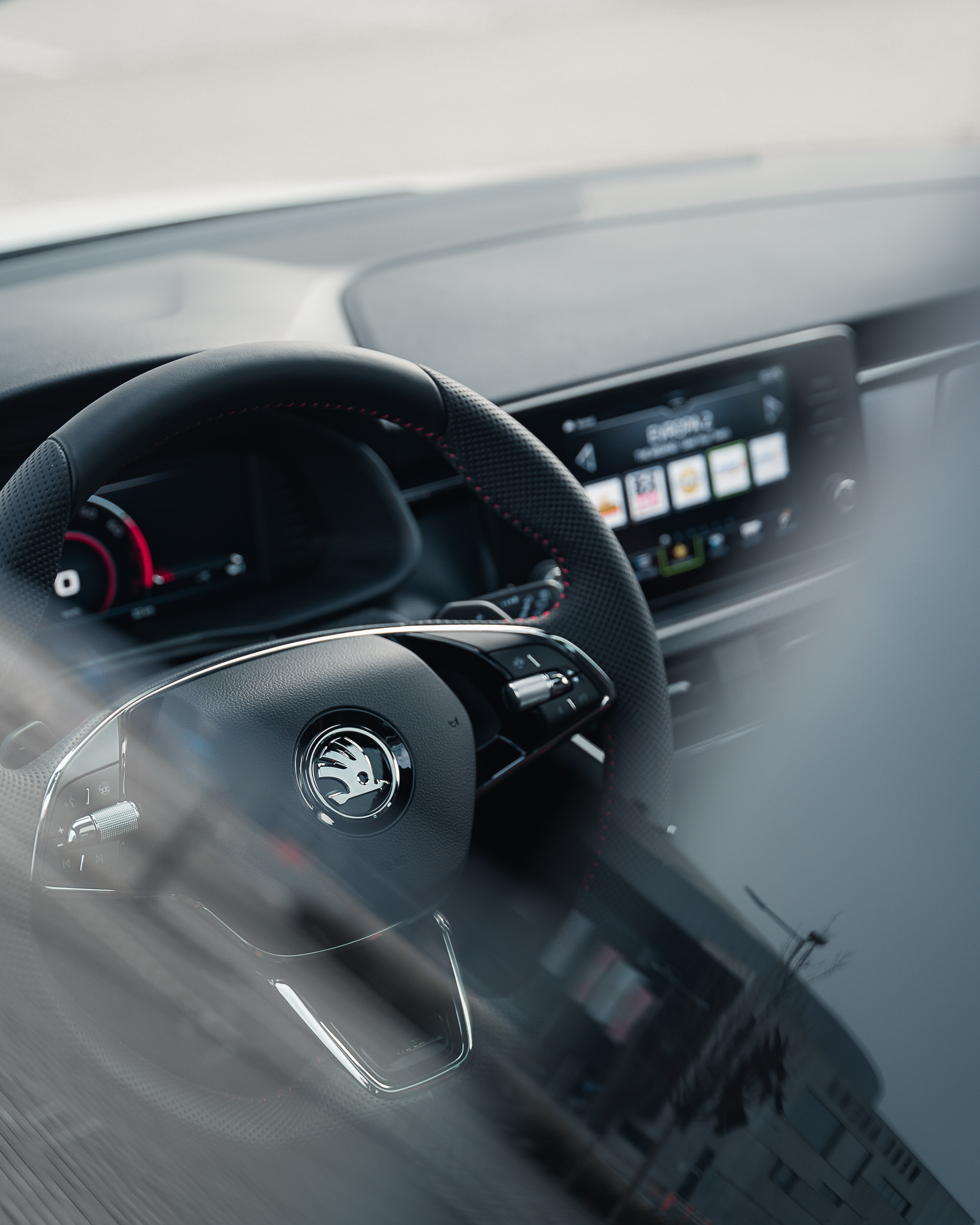 Skoda steering wheel and reflection